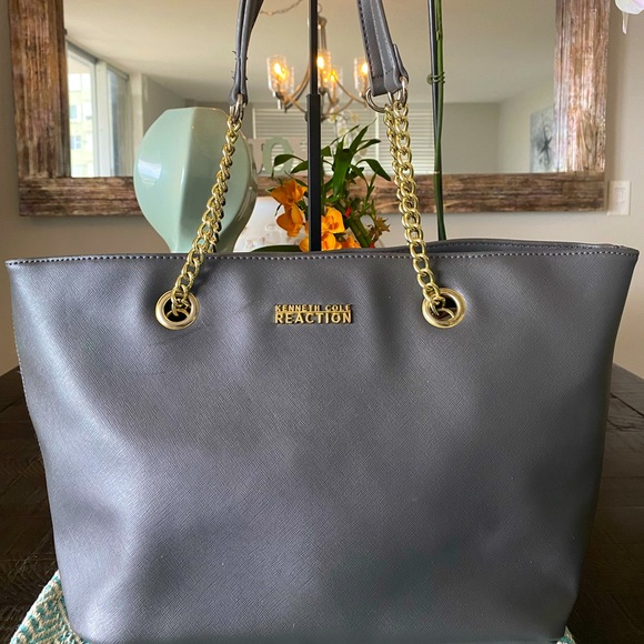Kenneth Cole Reaction Tote (Gray) w/Gold Hardware. - Picture 1 of 12